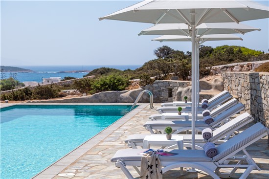 Villa Dioni Paros. A luxury Villa in Paros Greece