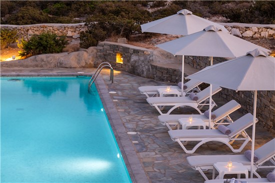 Villa Dioni Paros. A luxury Villa in Paros Greece