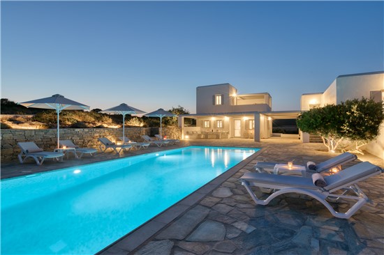 Villa Dioni Paros. A luxury Villa in Paros Greece